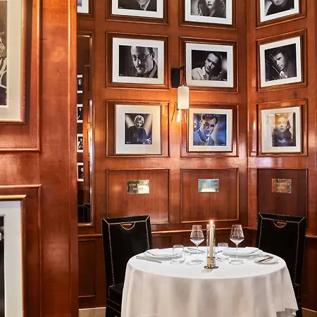Hôtel Barrière Fouquet's Paris-2