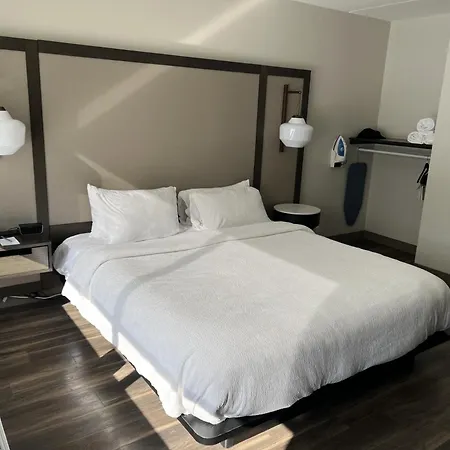 Fairfield Inn & Suites Springfield Enfield-3