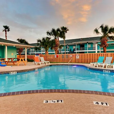 The Island Hotel Near Beach Port Aransas-3