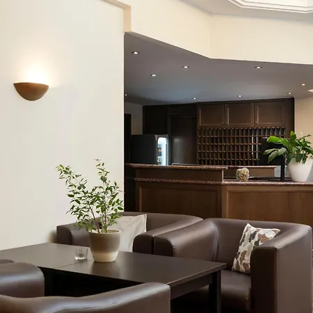 Elaya Hotel Noerdlingen, Trademark By Wyndham-2