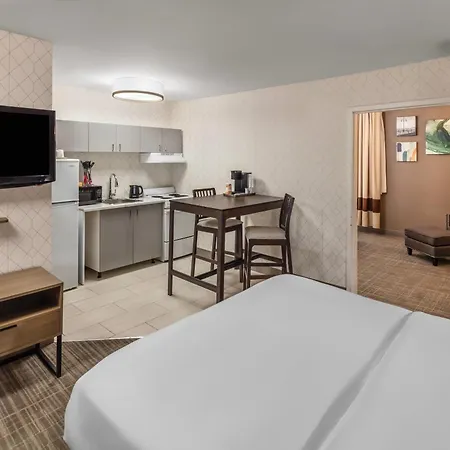 Comfort Inn Halifax - Bedford Basin-3