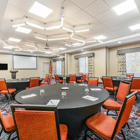 Hilton Garden Inn Mystic/Groton-3