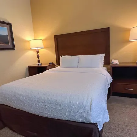 Clarion Pointe Cherokee-2