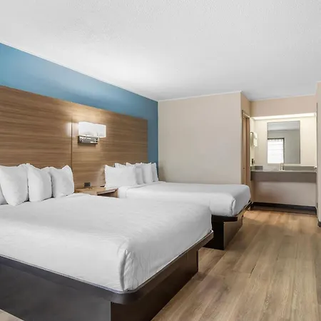Days Inn By Wyndham Victoria Tx East-2