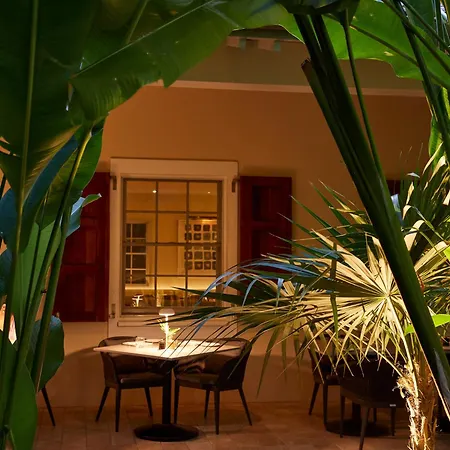 The Island House-2