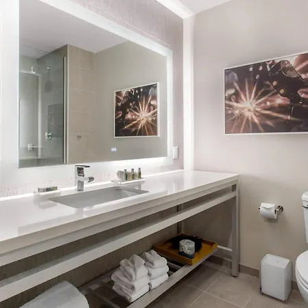 Cambria Hotel Philadelphia Downtown - Center City-2