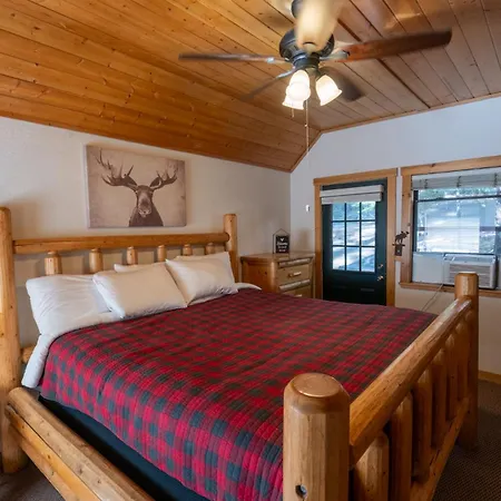 Shaver Lake Village Hotel-3