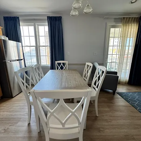 Ebb Tide Suites-3
