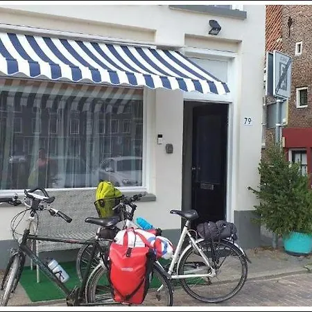Thorbecke Canal View 45M2 Loft-2
