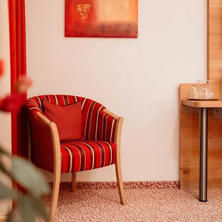 Hotel Neuhäusl Superior-3
