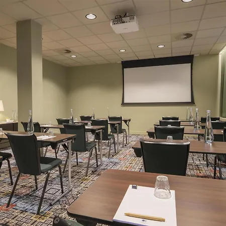 Doubletree By Hilton Brussels City-3