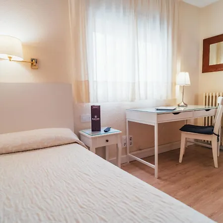 Hostal Cortes-2