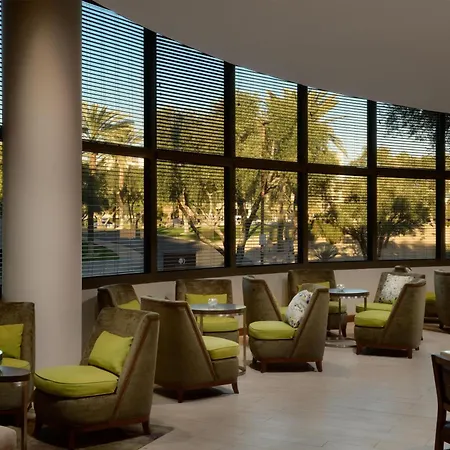 Doubletree Suites By Hilton Phoenix-3