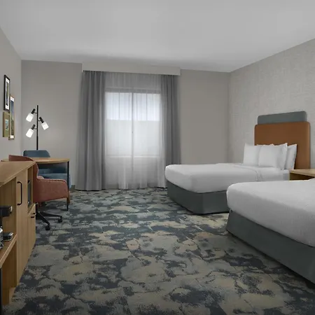 Hampton Inn & Suites Phoenix Glendale-Westgate-3