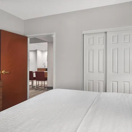 Hampton Inn & Suites Charlotte Arrowood Rd-3