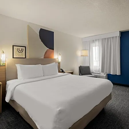 Spark By Hilton Fort Wayne-2