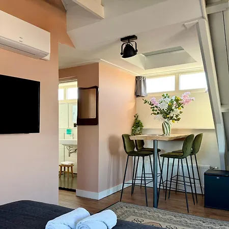 Boutique Hotel Joure - Centrum & Haven-2