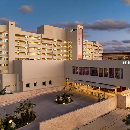 Hilton Cancun Mar Caribe All-Inclusive Resort-3