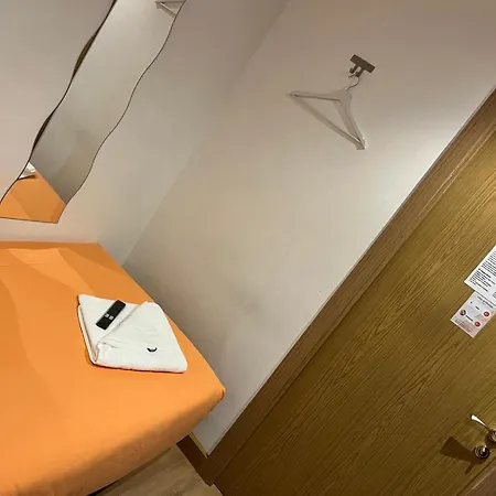 Hostal New Life Madrid-2
