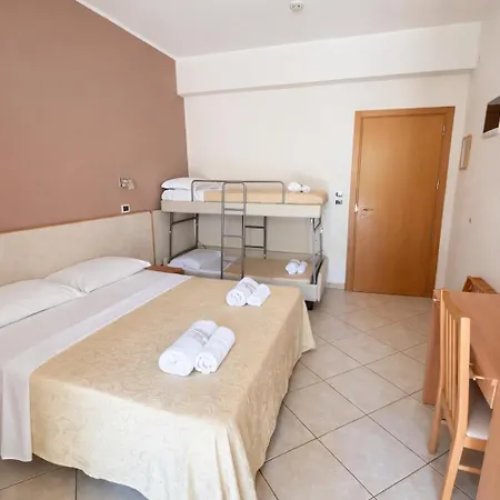 Hotel Favorita Easy Stay B&B-3