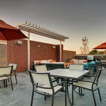 Hyatt House Oak Brook-2