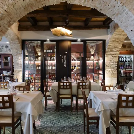 Il Casato Deluxe Rooms-3