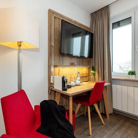Hotel Alter Kranen-3