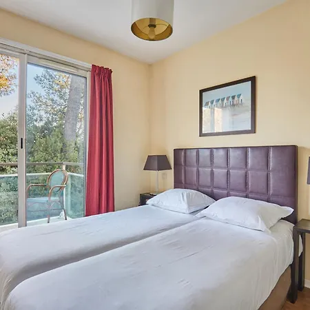 Appart'hôtel Odalys City - Antibes Olympe-2
