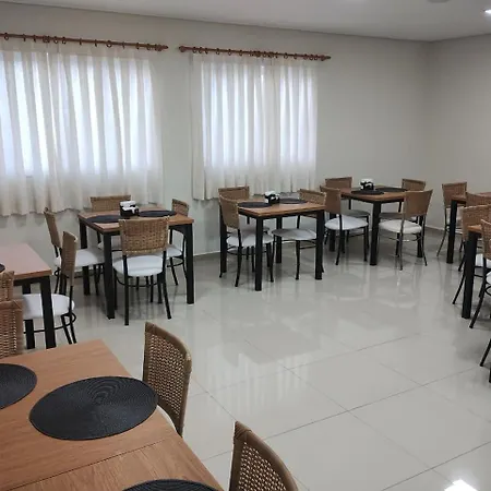 Golden Hotel - O Mais Central - Pet Friendly-2