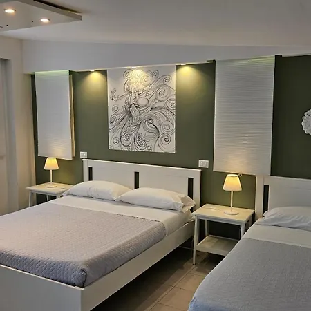 B&B Triskèles Adult Only-3