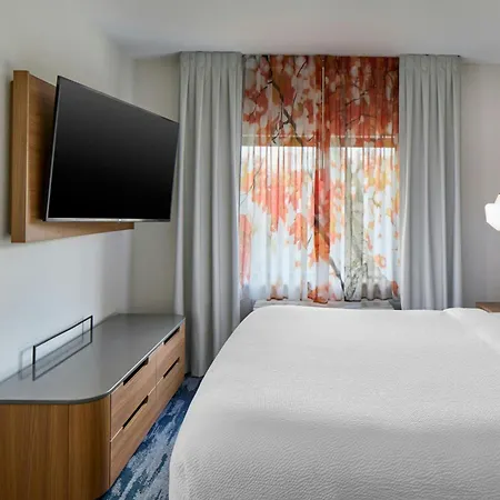 Fairfield By Marriott Inn & Suites Lagrange-3