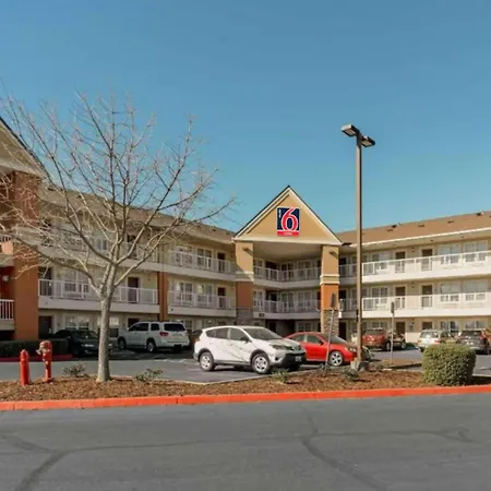 Studio 6 Extended Stay Sacramento Arden Way Ca-3