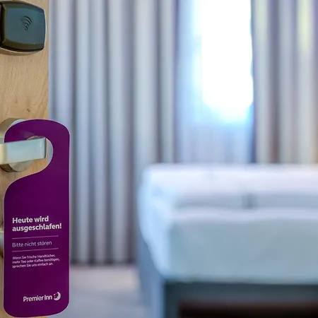 Premier Inn Muenchen City West-3