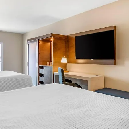 Cambria Hotel Ocean City - Bayfront-2