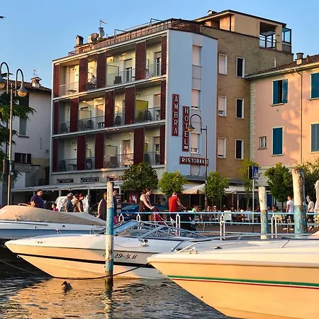 Ambra Hotel - The Only 3 Star Central Lakeside Hotel In Iseo-3