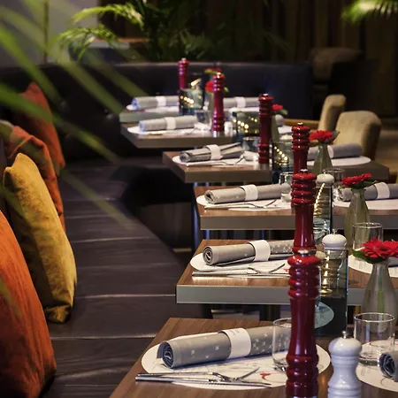 Mercure Hotel Groningen Martiniplaza-2