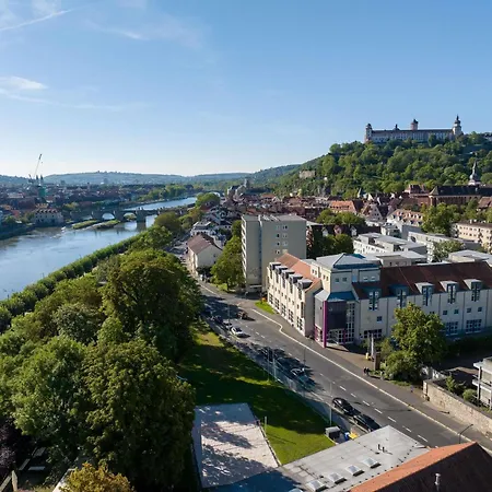 Mercure Hotel Würzburg am Mainufer-3