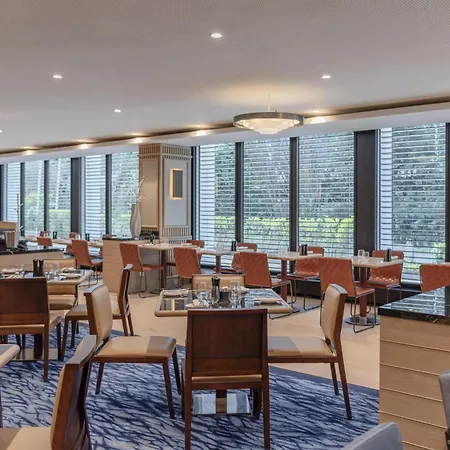 Hilton Geneva Hotel&Conference Centre-3