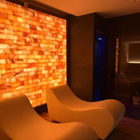 Hotel White-2