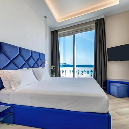 Sanremo Luxury Suites-2