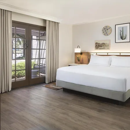The Scottsdale Resort & Spa, Curio Collection By Hilton-3