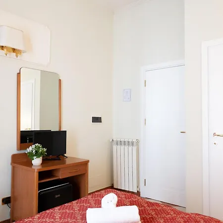 Hotel Romantica-2