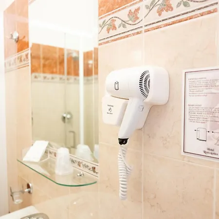 Hotel Romantica-3