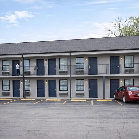 Quarters Inn&Suites-2