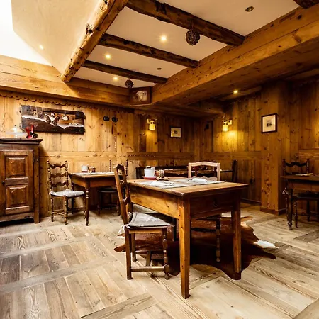 La Luge D'Antan Maison D'Hotes & Spa-2