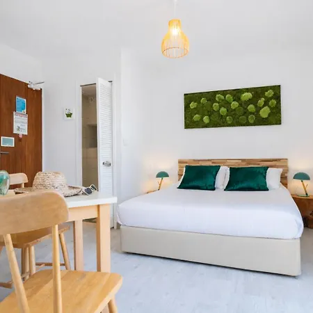 Hôtel Almanarre Plage - Hôtel Eco-Responsable-2