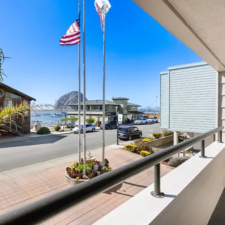 456 Embarcadero Inn & Suites-2