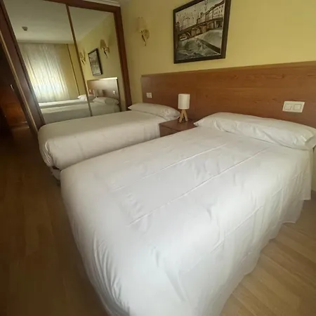 Hostal El Volante-2
