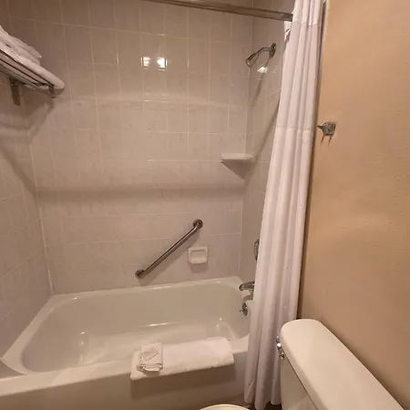 Seagrass Oceanfront Inn-2
