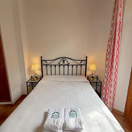 Hostal Villa Verde-Adults Only-3